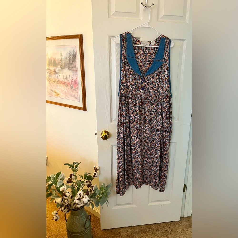 Floral jumper dress